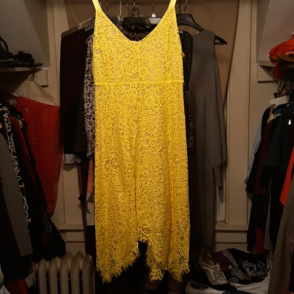 Yellow lace spring classic